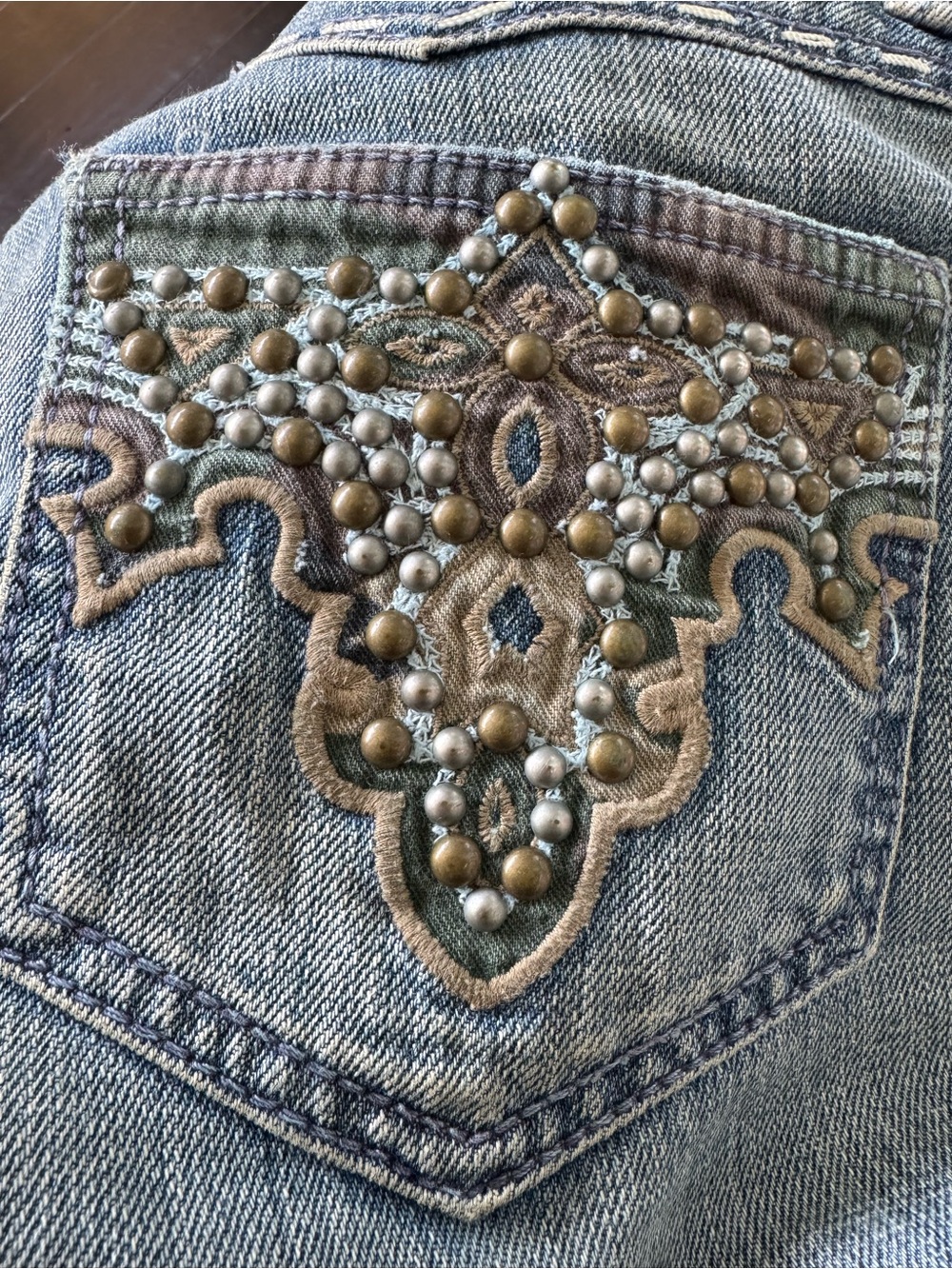 Antik boho retro vintage embroidered embellished pocket flare trendy jeans